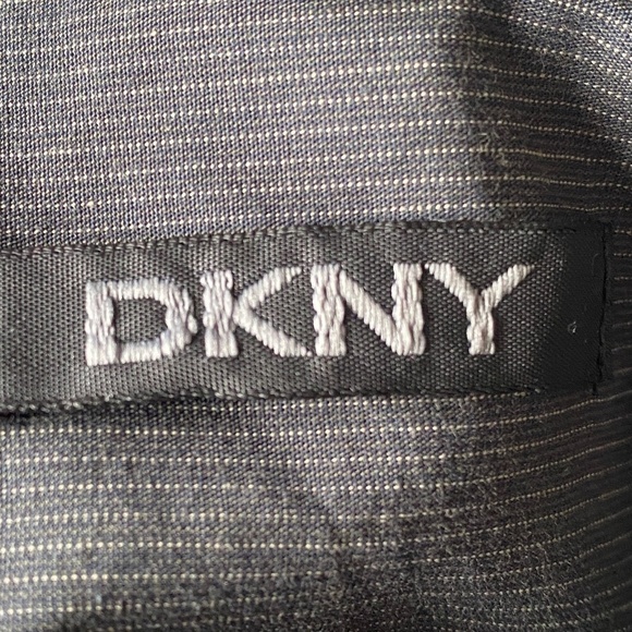 DKNY Men's Charcoal Pinstriped Long Sleeve Button Up Shirt‎ Size 16 (34/35) - Picture 2 of 13